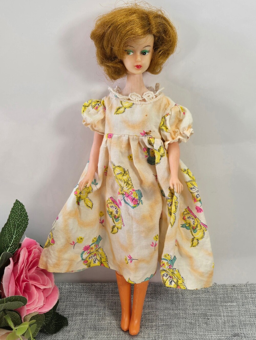 Vintage 1960s T.T. Toys Barbie Clone Doll - Auburn Bubble Cut Hair - Hong Kong
